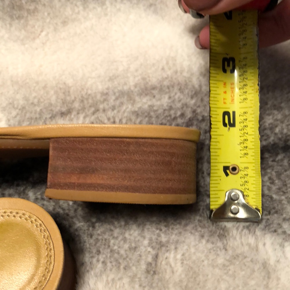 Sandals - Picture 3 of 5